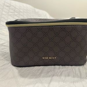 Nine west cosmetic bag